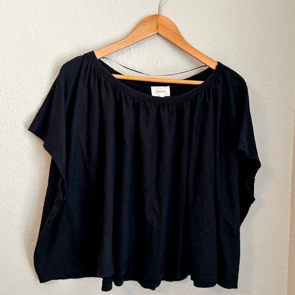 Deletta x Anthropologie Women’s Flowy Short Sleeve Top in Black, Size M/L